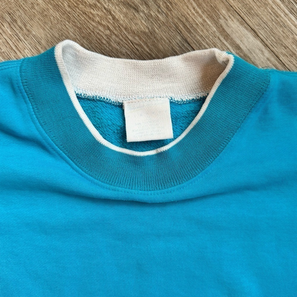 Vintage Blue and White Panel Pullover Sweater - Picture 4 of 5